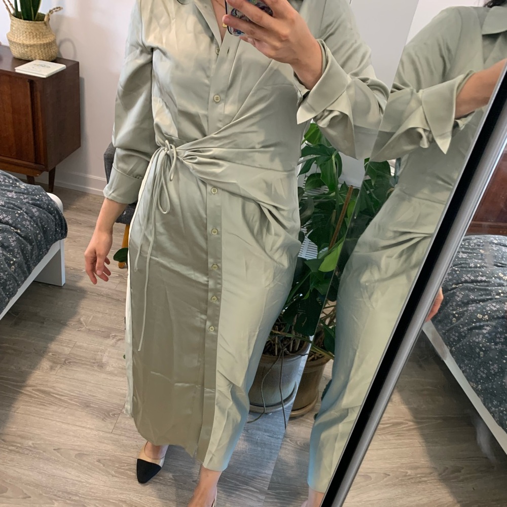 Pistachio silk-like dress